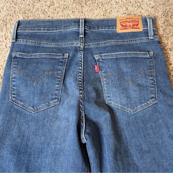 Levi’s 720 Women’s High Rise Distressed Super Skinny Jeans Size 29 - Picture 7 of 9